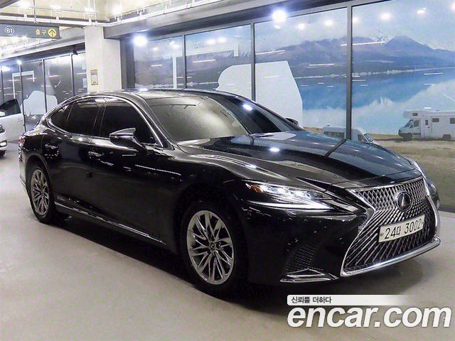 Lexus LS 5-го поколения 3.5 Luxury - фото 1
