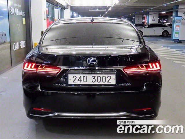 Lexus LS 5-го поколения 3.5 Luxury - фото 3