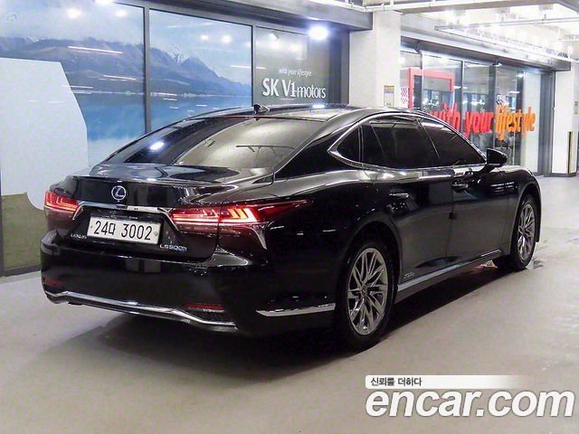 Lexus LS 5-го поколения 3.5 Luxury - фото 4