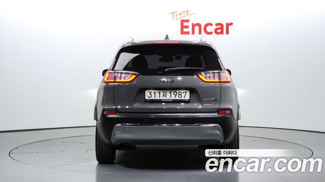 Jeep Cherokee KL 2.4 Limited 2WD - фото 3