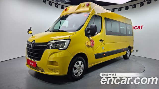 Renault Samsung Master School Bus 15-Seater - фото 0