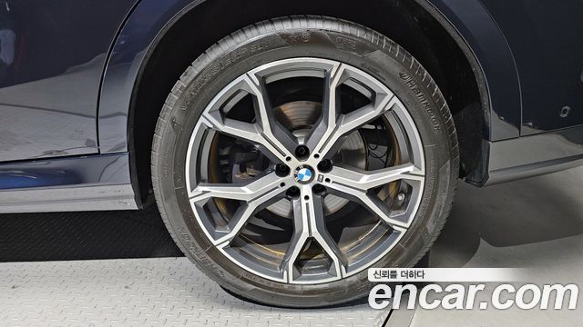 BMW X6 G06 xDrive40i M Sport - фото 4