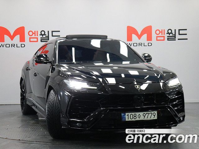 Lamborghini Urus 4.0 V8 - фото 1