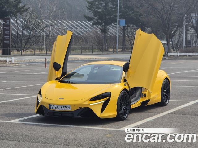 Mclaren Artura 3.0 Coupe - фото 0