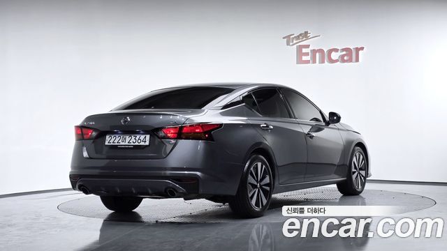 Nissan Altima L34 2.5 Special Edition - фото 1