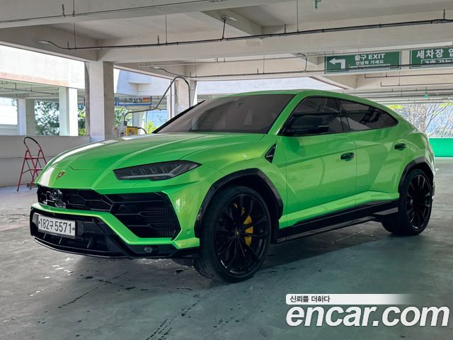 Lamborghini Urus 4.0 V8 - фото 0