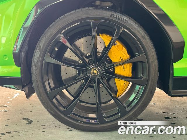 Lamborghini Urus 4.0 V8 - фото 4