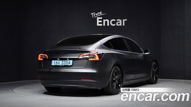 Tesla Model 3 Long Range AWD - фото 1