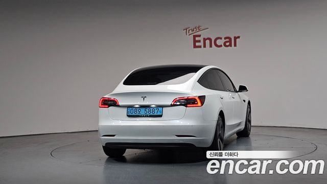 Tesla Model 3 RWD - фото 3