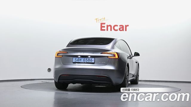 Tesla Model 3 Long Range AWD - фото 3