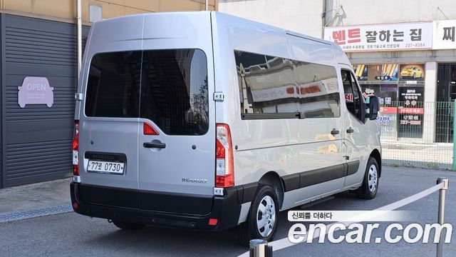 Renault Samsung Master 2.3 13-Seater - фото 1