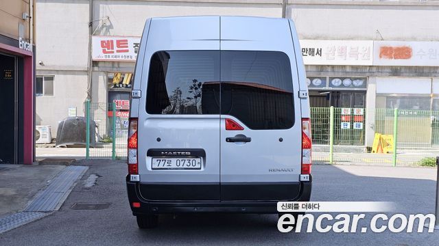 Renault Samsung Master 2.3 13-Seater - фото 3