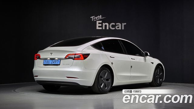 Tesla Model 3 Long Range AWD - фото 1