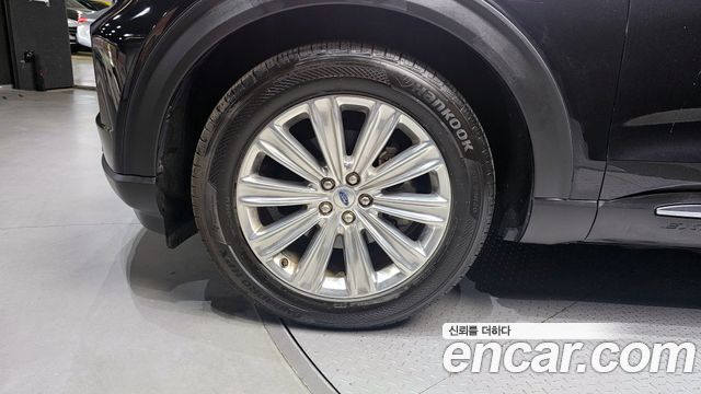 Ford Explorer 6-го поколения 2.3 LimIted 4WD - фото 4