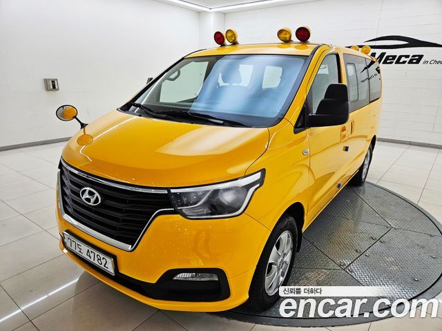 Hyundai Starex Новый 4WD School Bus - фото 1