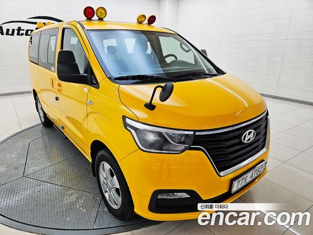 Hyundai Starex Новый 4WD School Bus - фото 2
