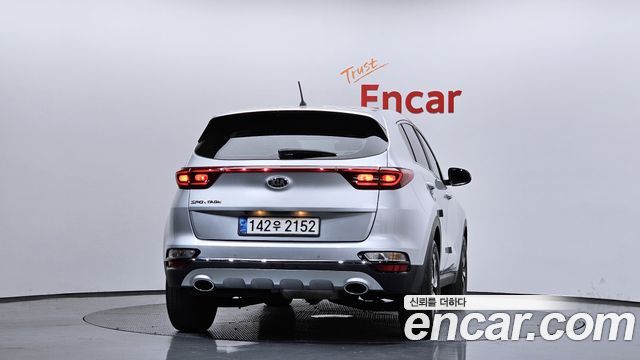 Kia Sportage Diesel 2.0 2WD Trendy - фото 3