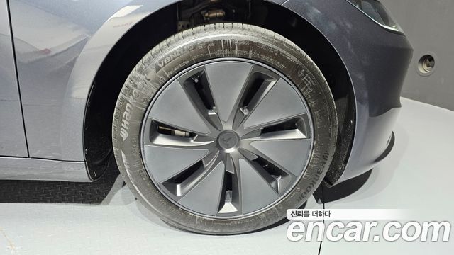 Tesla Model 3 Long Range AWD - фото 4