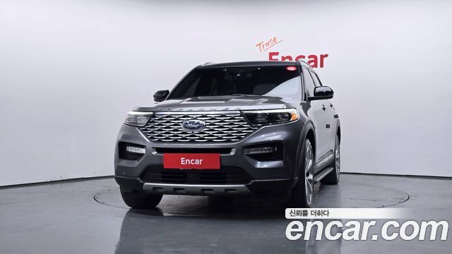 Ford Explorer 6-го поколения 3.0 Platinum 4WD - фото 2