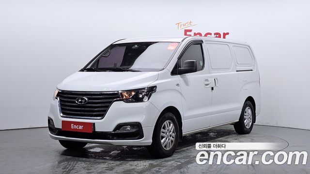 Hyundai Starex Новый Van 3-Seater Smart - фото 0