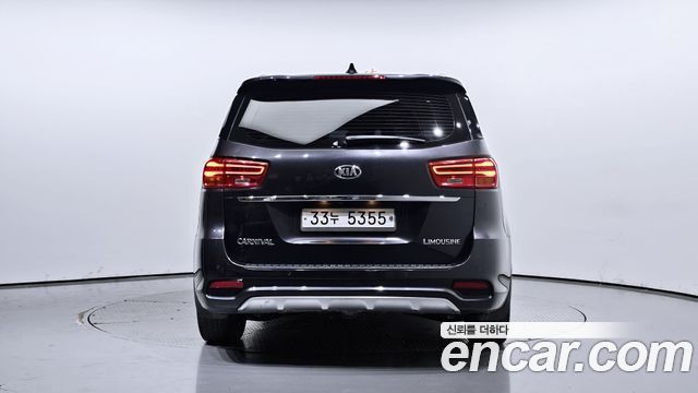 Kia Carnival Новый 7-Seater Limousine President - фото 3