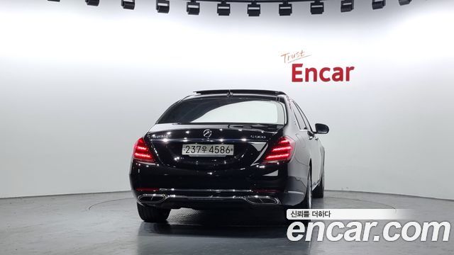 Mercedes-Benz S-Class W222 Maybach S560 4MATIC - фото 3