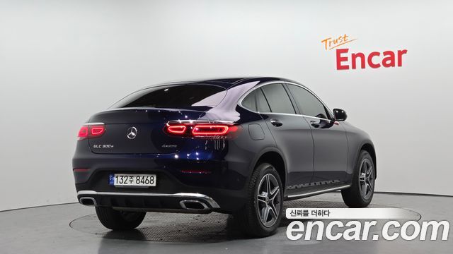 Mercedes-Benz GLC-Class X253 GLC300e 4MATIC Coupe Premium package - фото 1