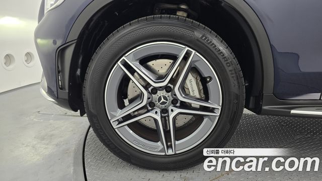Mercedes-Benz GLC-Class X253 GLC300e 4MATIC Coupe Premium package - фото 4