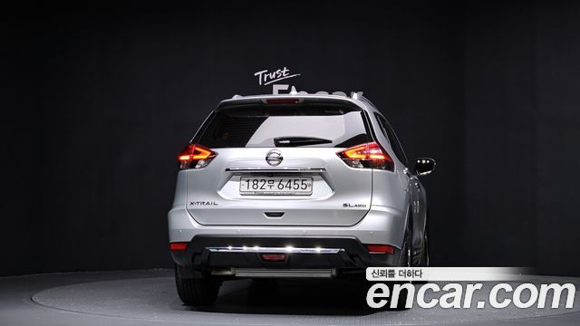 Nissan X-Trail 2.5 4WD - фото 3