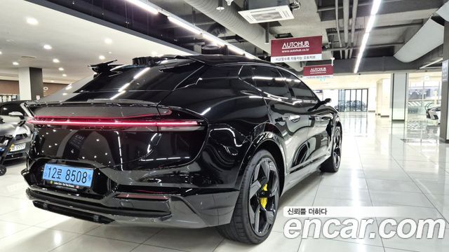 Lotus Eletre R - фото 3