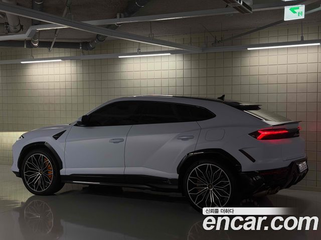 Lamborghini Urus 4.0 V8 SE - фото 2