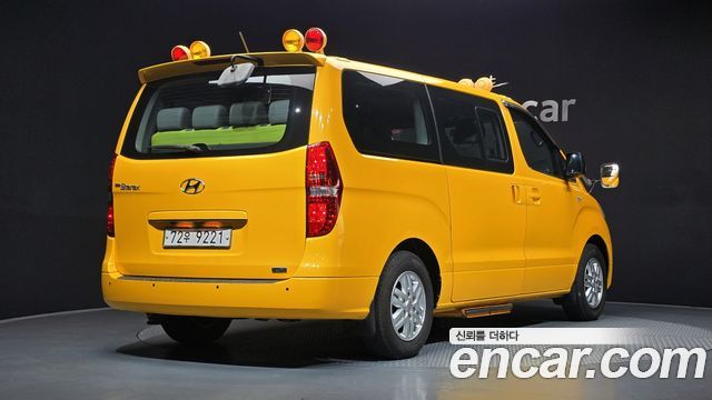 Hyundai Starex School Bus LPi - фото 1