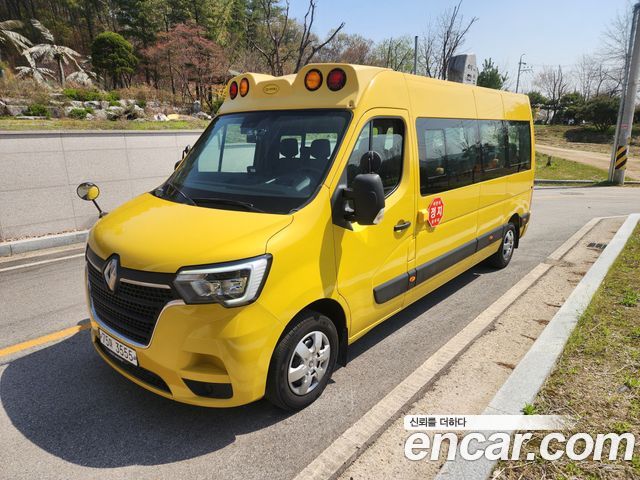 Renault Samsung Master School Bus 21-Seater - фото 3