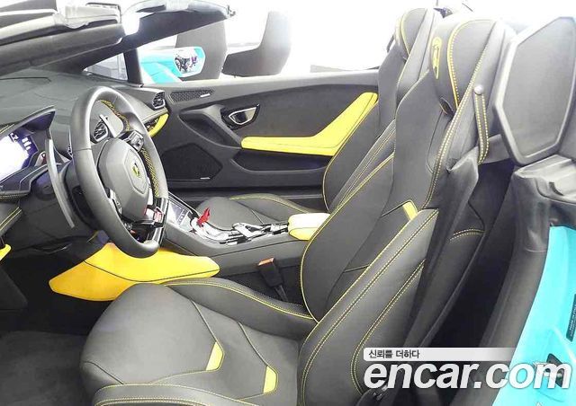 Lamborghini Huracan LP640-4 EVO Spyder - фото 3