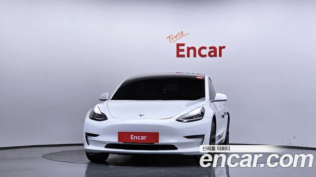 Tesla Model 3 Standard Range Plue RWD - фото 2