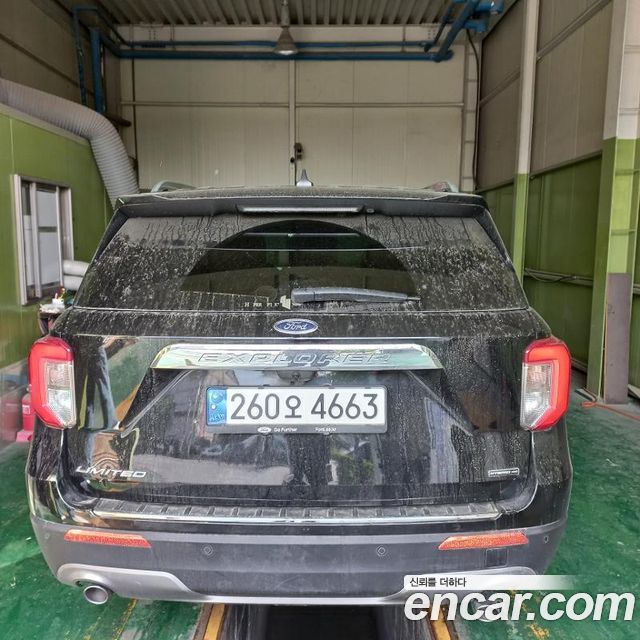 Ford Explorer 6-го поколения 3.0 PHEV - фото 1