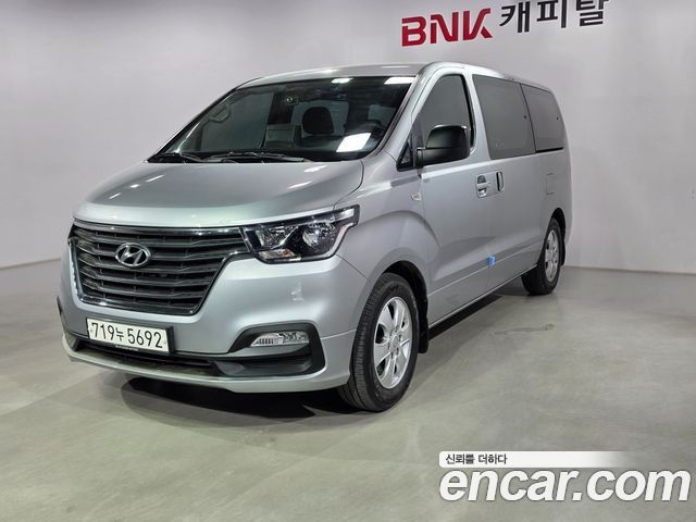 Hyundai Starex Новый Wagon 12-Seater Style - фото 0