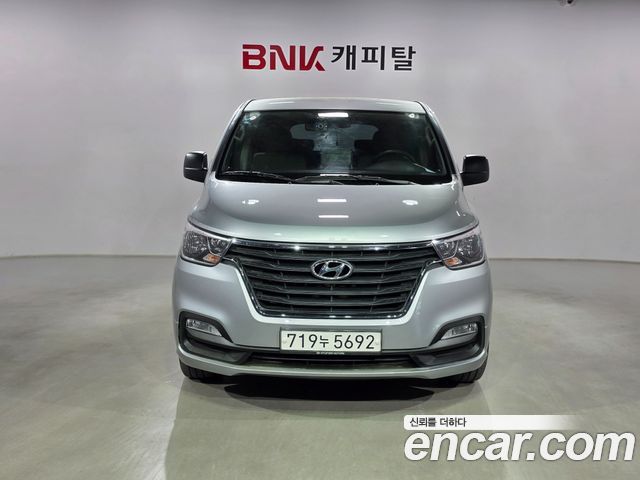 Hyundai Starex Новый Wagon 12-Seater Style - фото 1