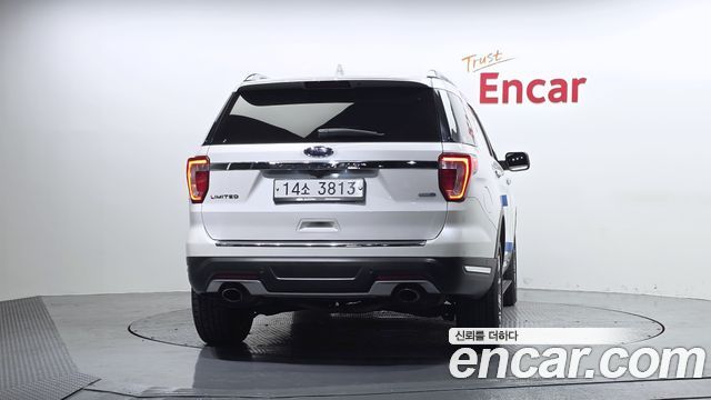 Ford Explorer 2.3 Limited 4WD 5th - фото 3