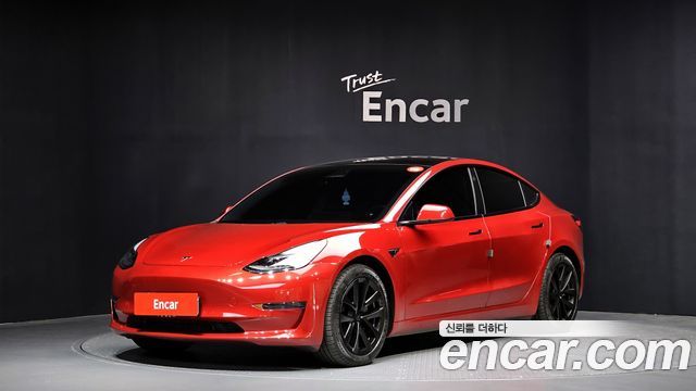 Tesla Model 3 Long Range AWD - фото 0
