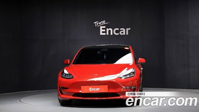 Tesla Model 3 Long Range AWD - фото 2