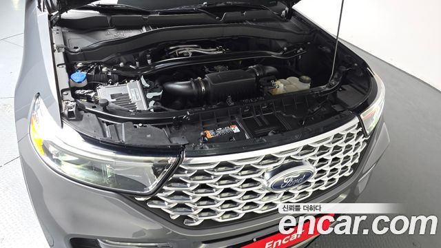 Ford Explorer 6-го поколения 3.0 Platinum 4WD - фото 4
