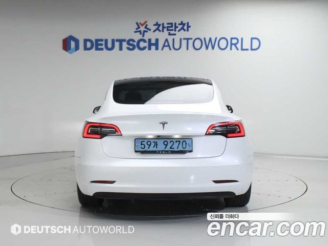 Tesla Model 3 Standard Range Plue RWD - фото 3