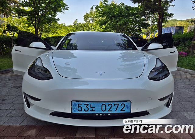 Tesla Model 3 Long Range AWD - фото 2