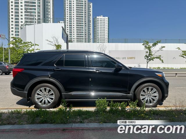 Ford Explorer 6-го поколения 2.3 LimIted 4WD - фото 2