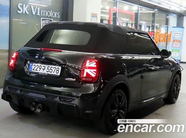 Mini Cooper Convertible JCW 3rd - фото 3