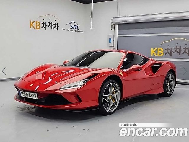 Ferrari F8 3.9 V8 - фото 0
