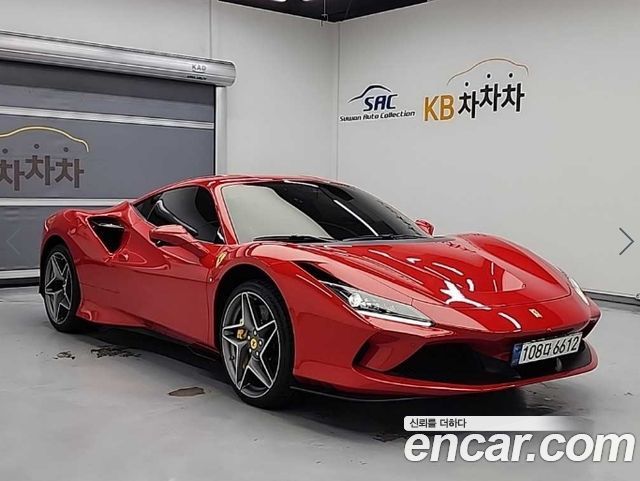 Ferrari F8 3.9 V8 - фото 3