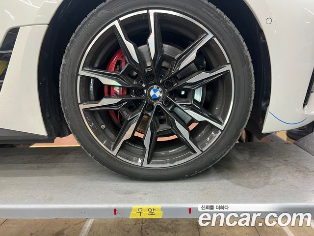 BMW i4 M50 Pro - фото 2