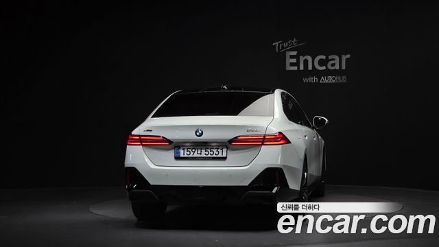BMW 5-Series G60 530i xDrive M Sport - фото 3